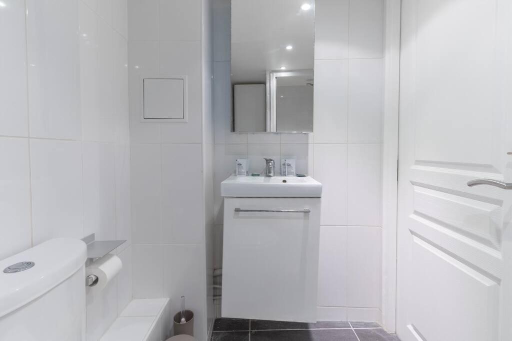 Home Suite Home Grands Boulevards - 11 - Paris Bagian luar foto