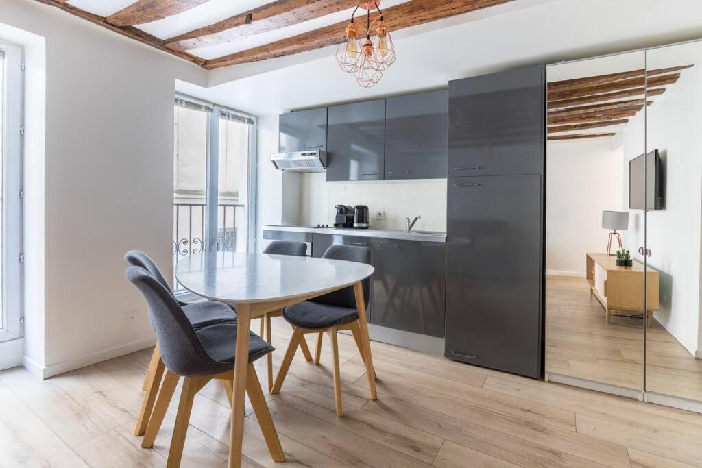 Home Suite Home Grands Boulevards - 11 - Paris Bagian luar foto